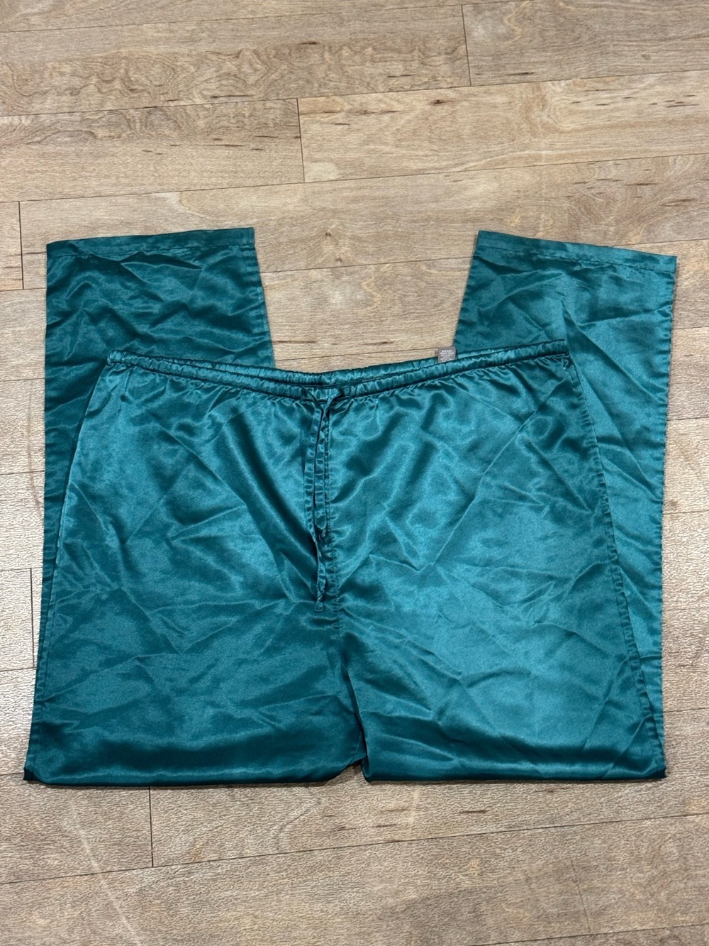 Valerie Stevens Teal Satin Pajama Set Size Medium - Picture 5 of 8
